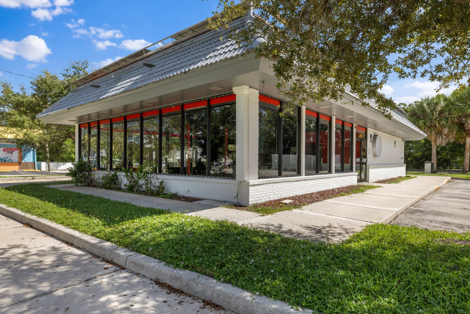 Standalone retail building at 8680 US Highway 1, Sebastian