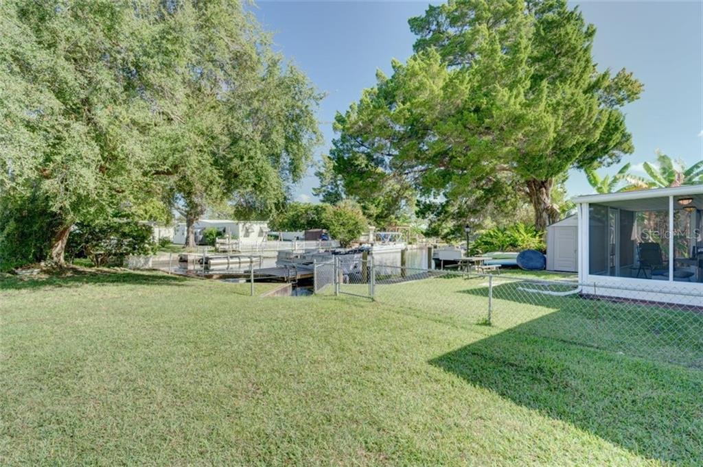 5241 ALPACA DR,WEEKI WACHEE,34607