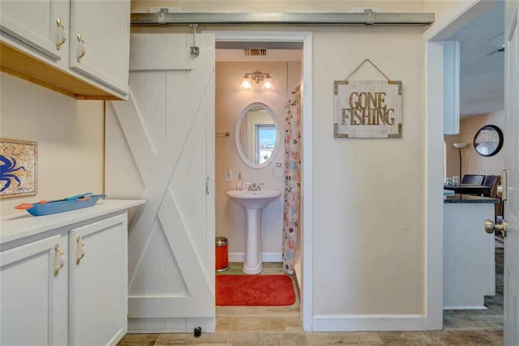 5241 ALPACA DR,WEEKI WACHEE,34607