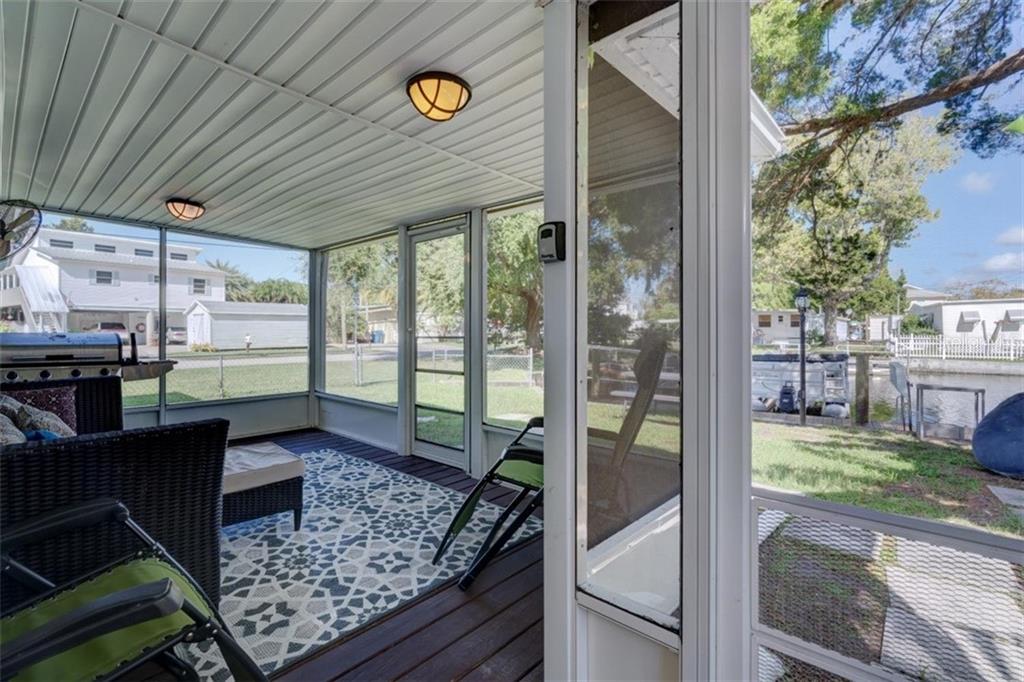 5241 ALPACA DR,WEEKI WACHEE,34607