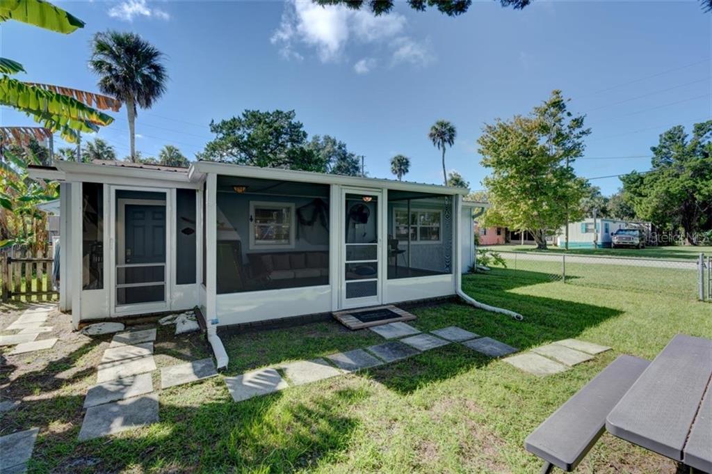 5241 ALPACA DR,WEEKI WACHEE,34607