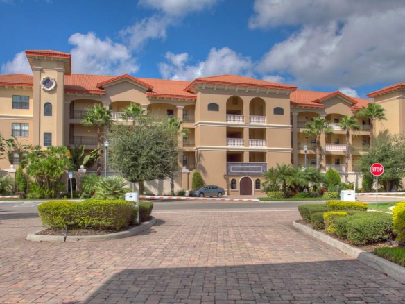 7710  LAKE VISTA CT  #205,LAKEWOOD RANCH,34202