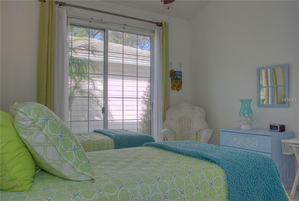 7911  WHITEBRIDGE GLN ,UNIVERSITY PARK,34201